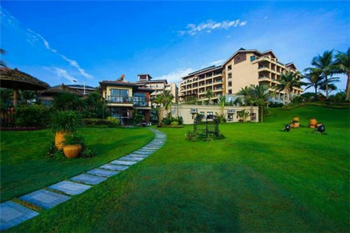 老头瓦罐骨头饭蒸菜