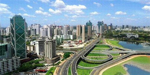 开心码头量贩零食